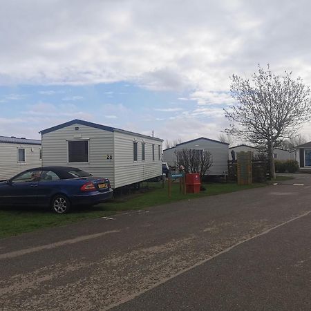N28 Chill Place Minimum Of 2 Nights At At All Times Please Be Aware Passes Must Be Purchased From Reception Seperately Costs Dependant On Stay Tunstall (East Riding of Yorkshire) Exterior foto